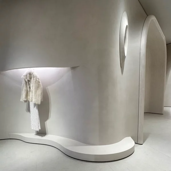 CREATIVE RETAIL